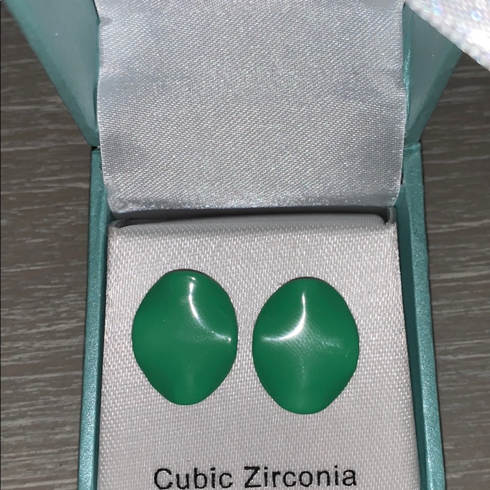 Simple Curvy Earrings